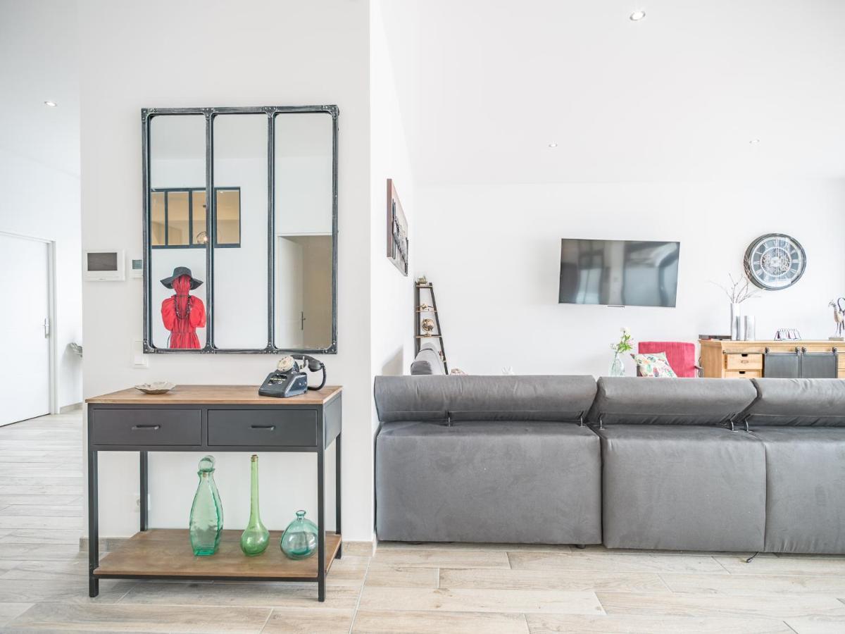Apartmán Loft Courtalon - Haut Standing - Patio - Parking Prives Troyes Exteriér fotografie