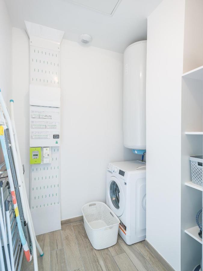 Apartmán Loft Courtalon - Haut Standing - Patio - Parking Prives Troyes Exteriér fotografie