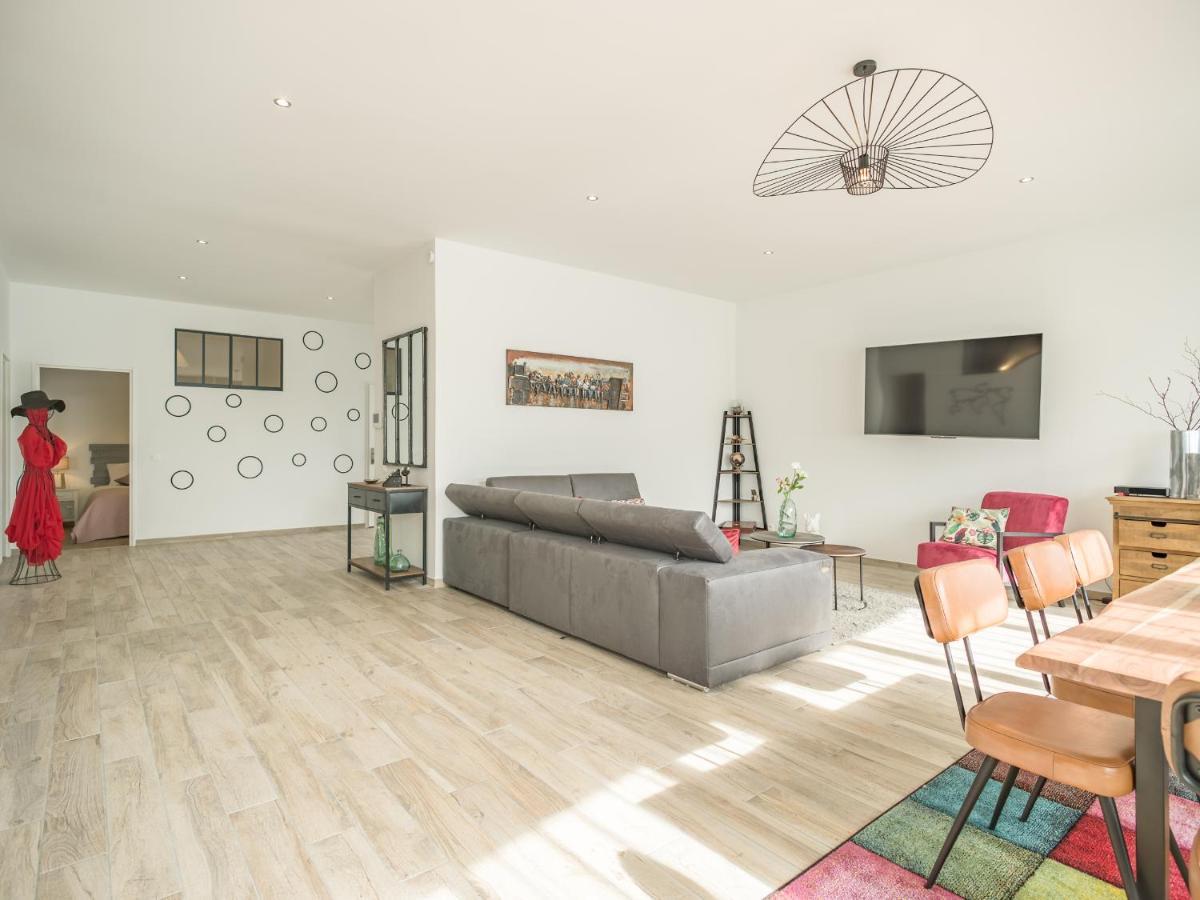 Apartmán Loft Courtalon - Haut Standing - Patio - Parking Prives Troyes Exteriér fotografie