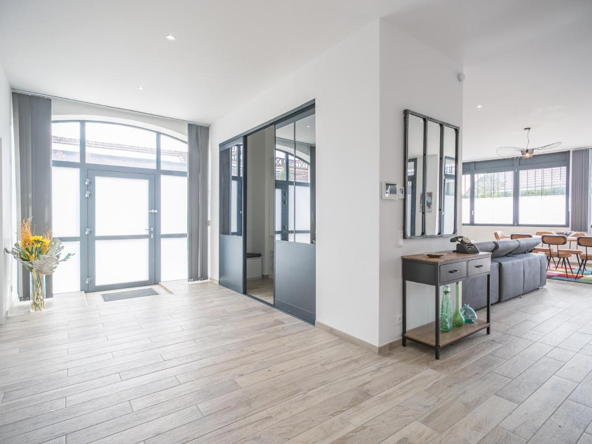 Apartmán Loft Courtalon - Haut Standing - Patio - Parking Prives Troyes Exteriér fotografie